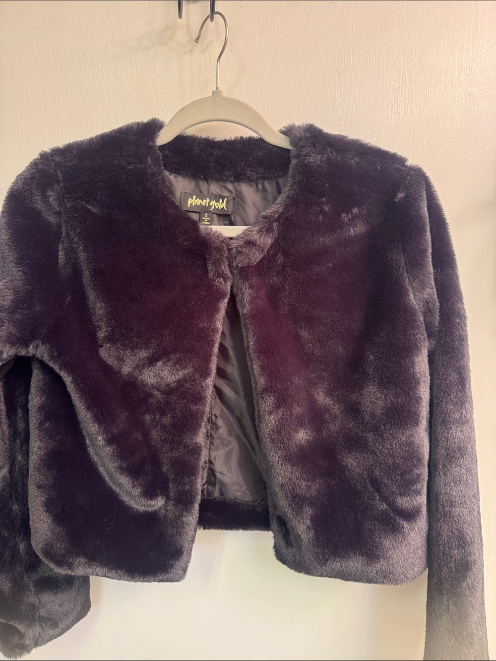 Planet Gold Plush Faux Fur Jacket in Deep black